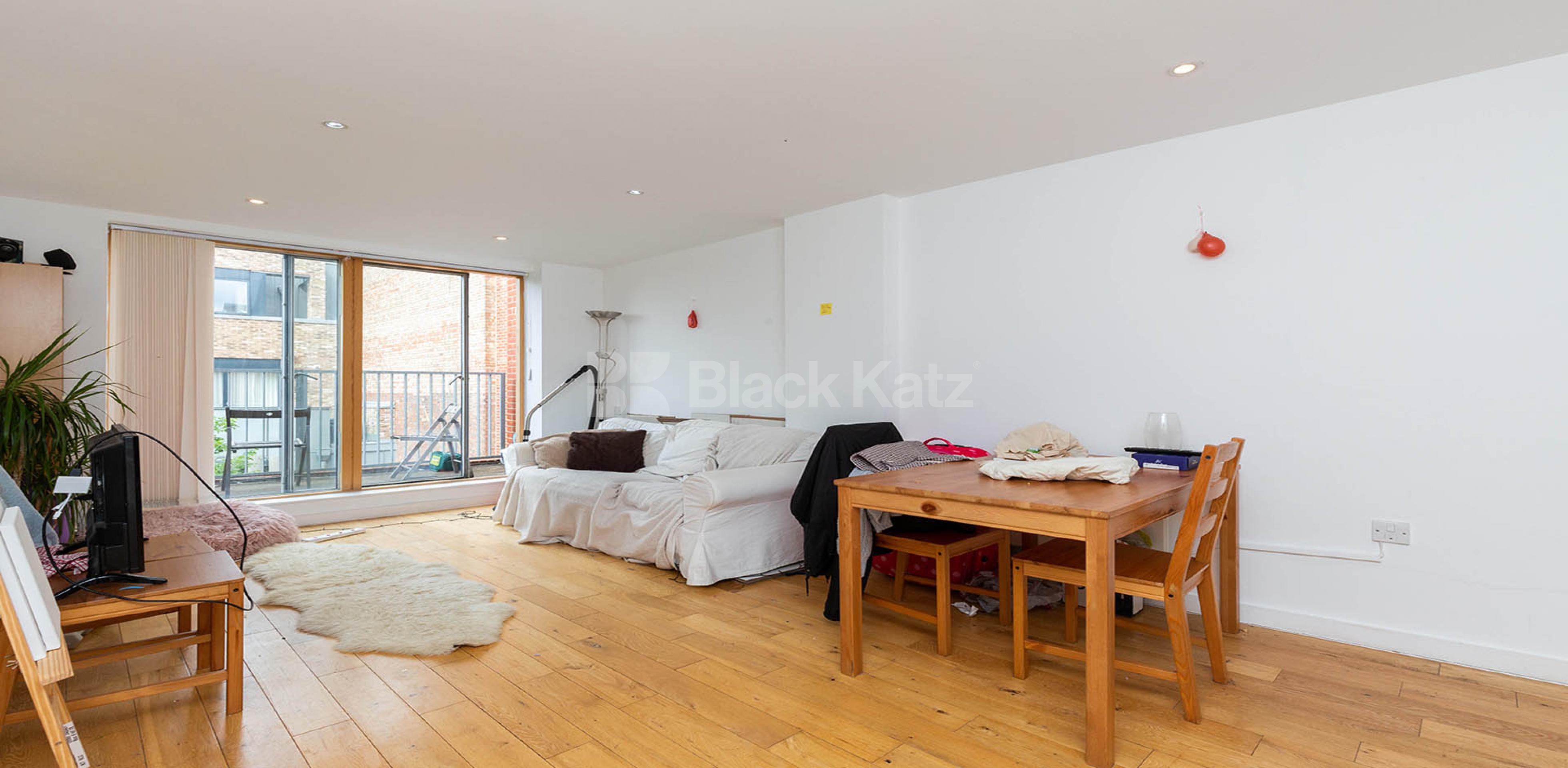 Modern two double bedroom two bathroom with balcony near tube  York Way, Caledonian Road N7